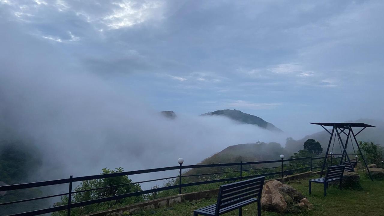 Hotel Hill Monk - Whispering Mist Vagamon Esterno foto